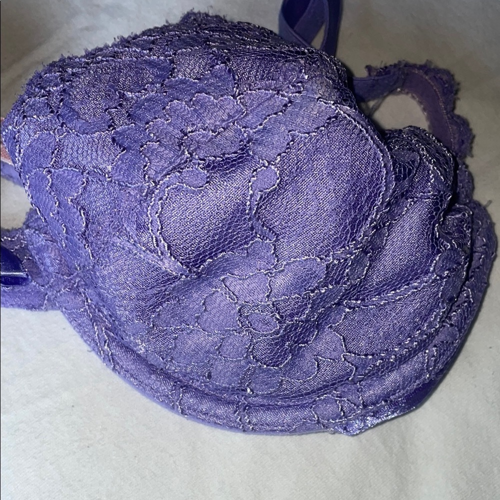 Victoria's Secret Purple Lace Bra with Underwire and Adjustable Straps - Picture 4 of 7